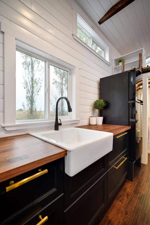 Apron Sink - Custom 34' Loft Edition by Mint Tiny Homes