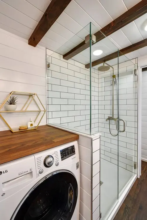 Washer/Dryer Combo - Custom 34' Loft Edition by Mint Tiny Homes