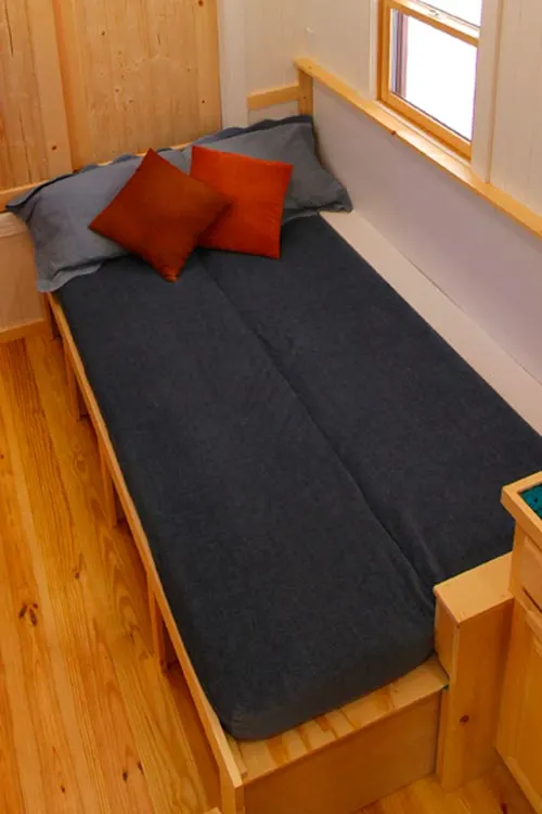 Guest Bed - Blue Belle by Bear's Tiny Homes