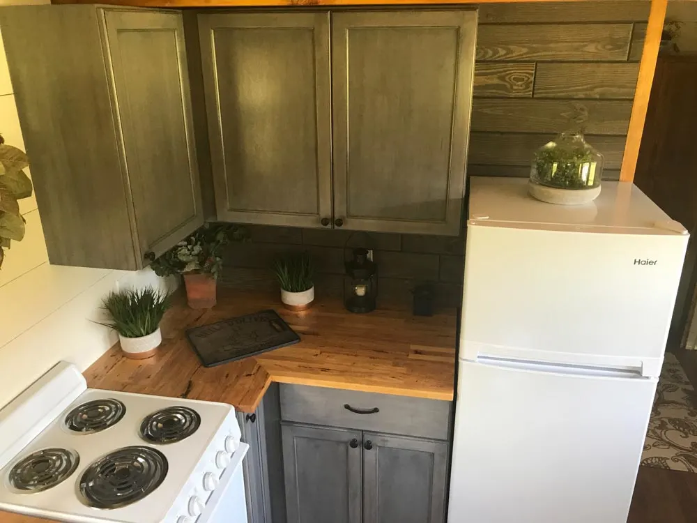 Upper Cabinets - Highland by Incredible Tiny Homes