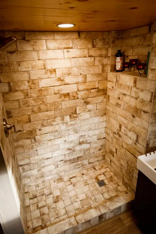 Tile Shower - Custom 24' by Habeo Tiny Homes