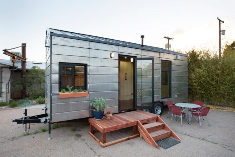 SaltBox by Extraordinary Structures