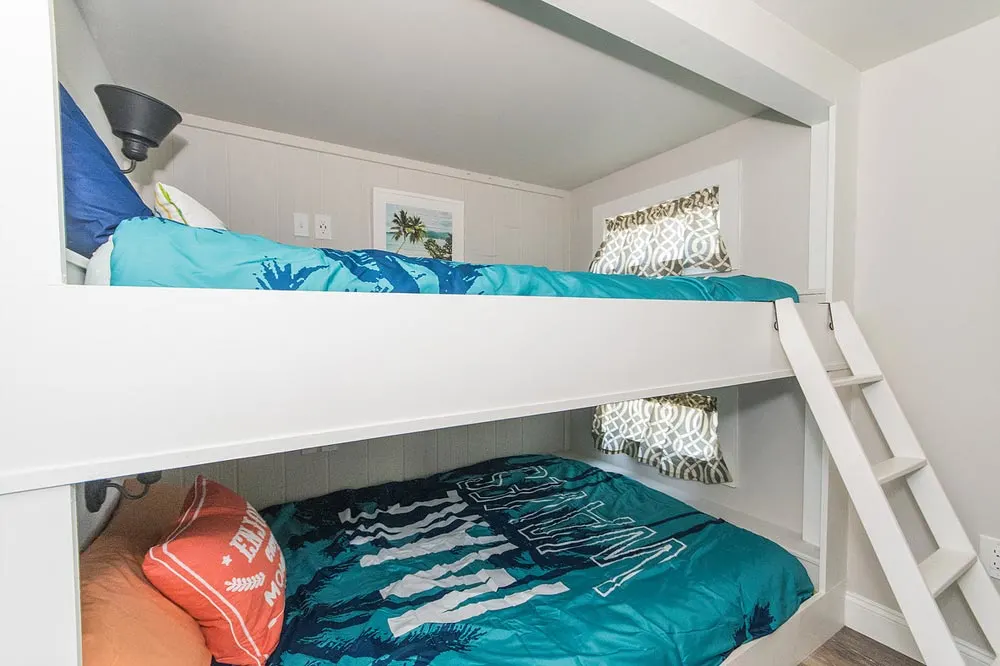 Queen Bunk Beds - Margarita at Tiny House Siesta
