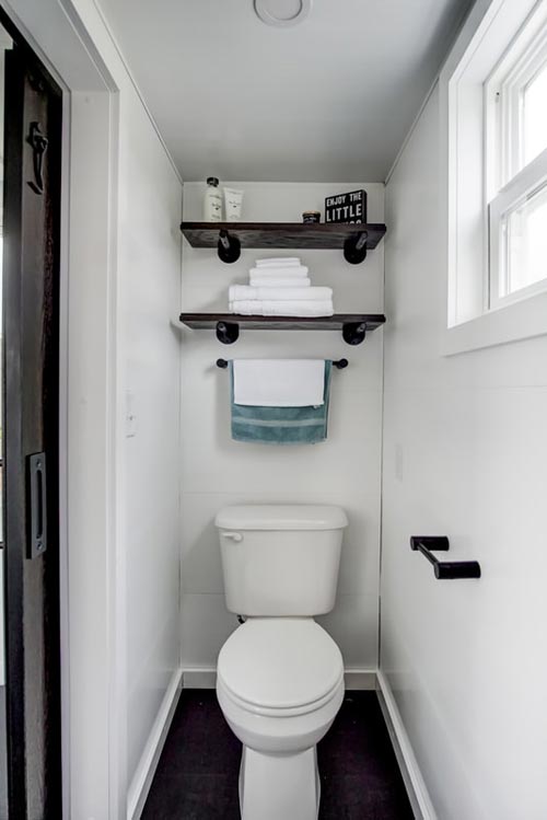 Bathroom - Domino by Modern Tiny Living