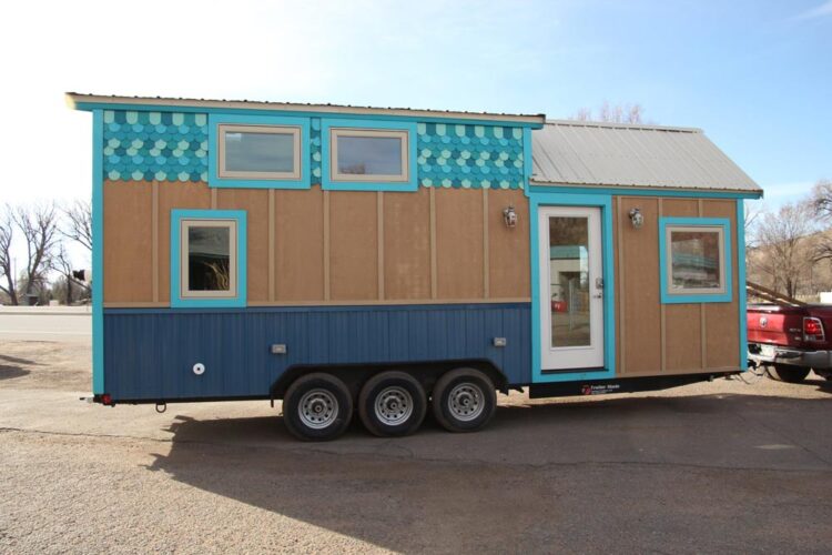 Judy Blue Eyes by SimBLISSity Tiny Homes