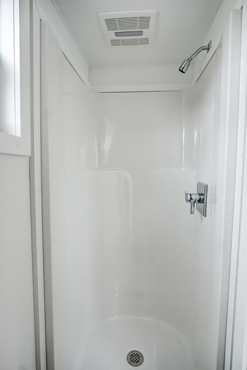 Fiberglass Shower - Pearl by Modern Tiny Living
