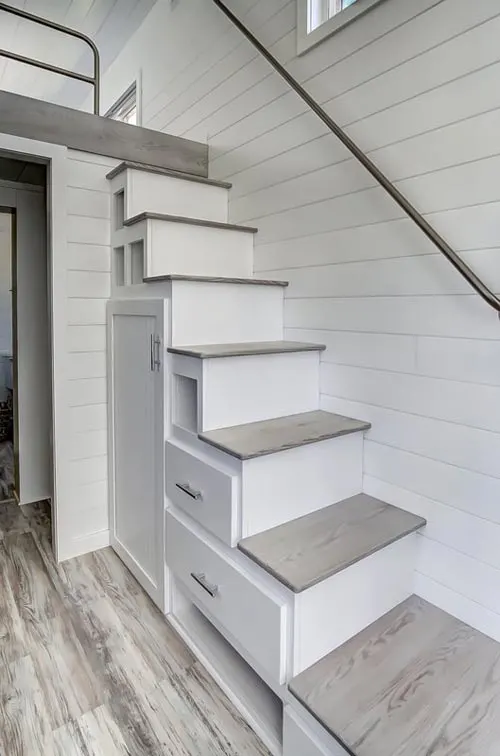 Storage Staircase - Fox by Modern Tiny Living