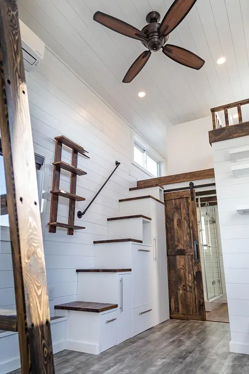 Stairs w/ Handrail - Modern Take Four by Liberation Tiny Homes