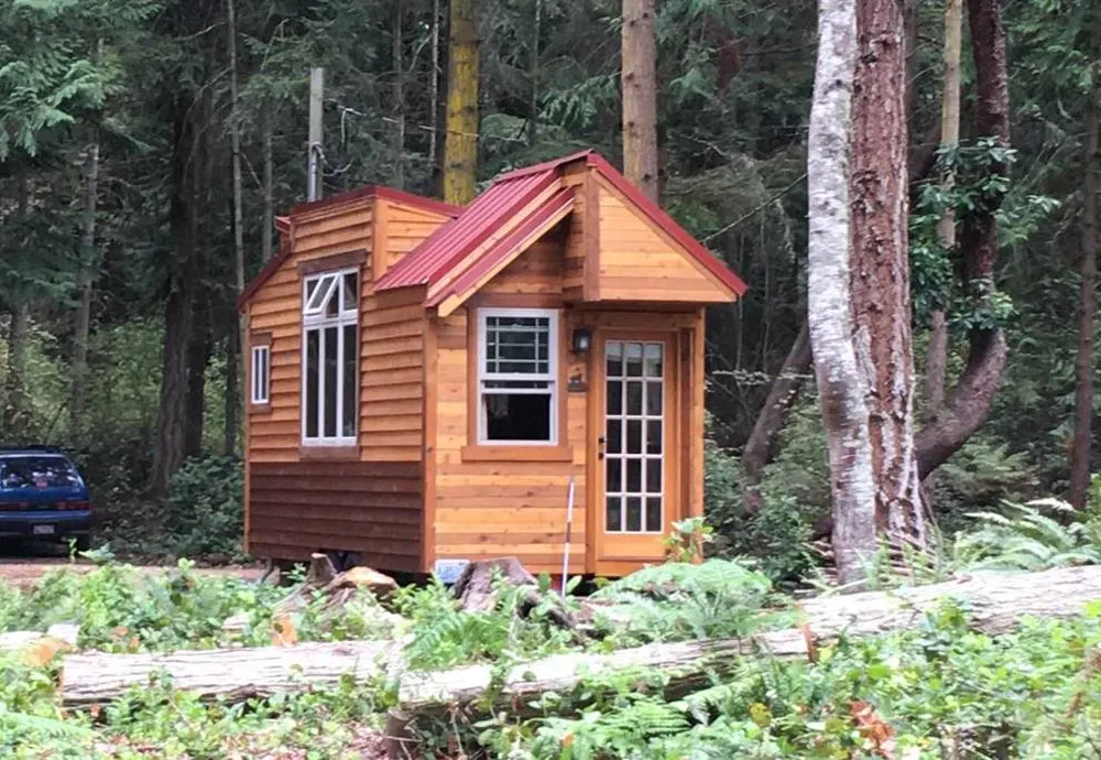 Airbnb Rental - Unique Craftsmen Tiny House
