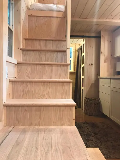 Stairs - Bluegrass Beauty by Incredible Tiny Homes