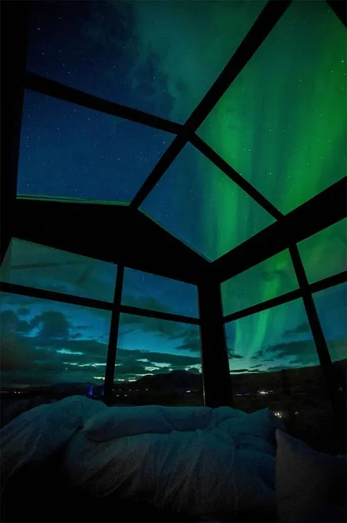 Northern Lights - Panorama Glass Lodge