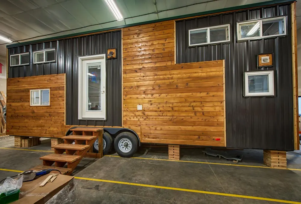 30' Tiny House - Grizzly by Backcountry Tiny Homes