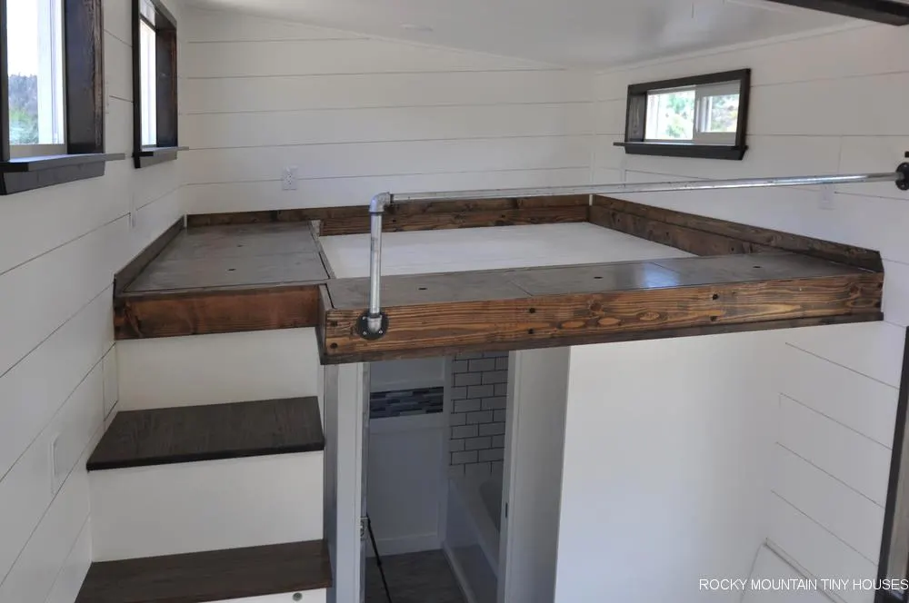 Sunken Mattress Loft - Ad Astra by Rocky Mountain Tiny Houses