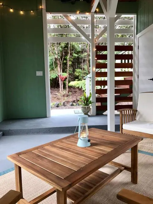 Lounge Area - Hawaiian Rainforest Treehouse