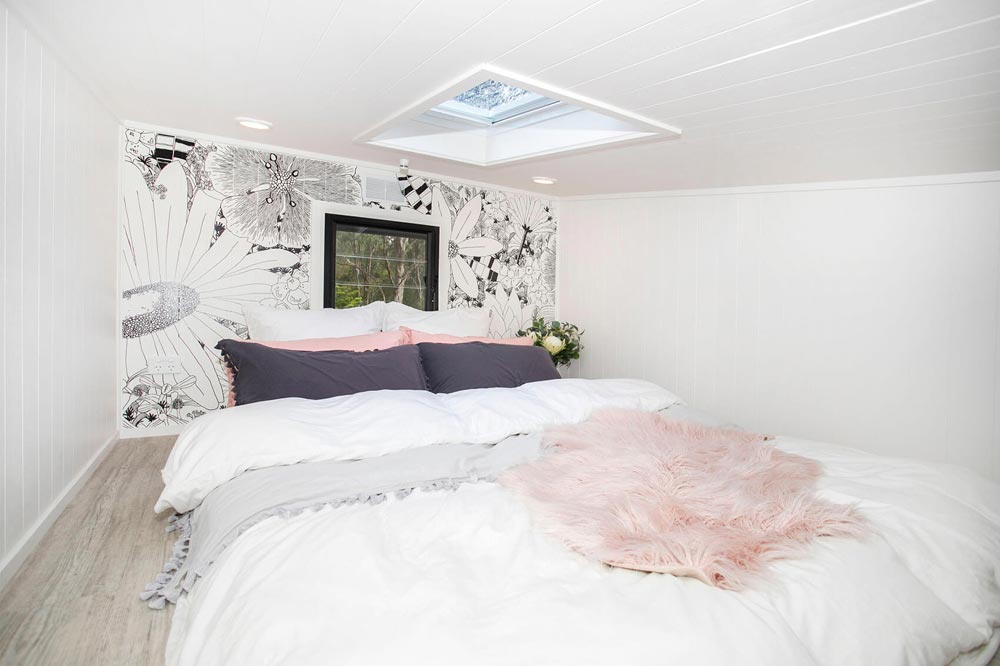 Bedroom Loft - Adventure Series 4800SL by Designer Eco Homes
