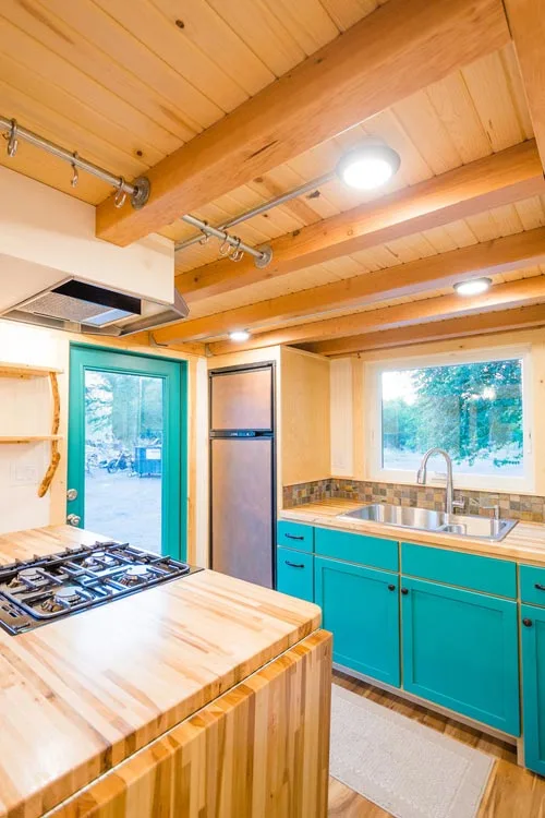 Box Beam Ceiling - Laura's Tiny House by MitchCraft Tiny Homes