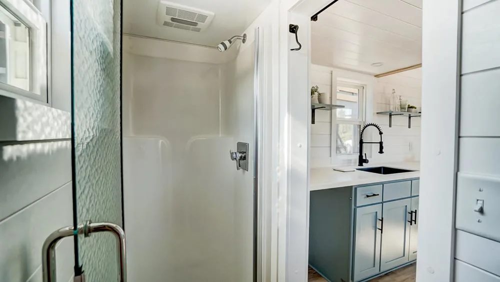 Shower Stall - Ocracoke by Modern Tiny Living