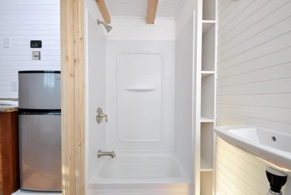 Tub/Shower Combo - Croft by Tiny House Building Company