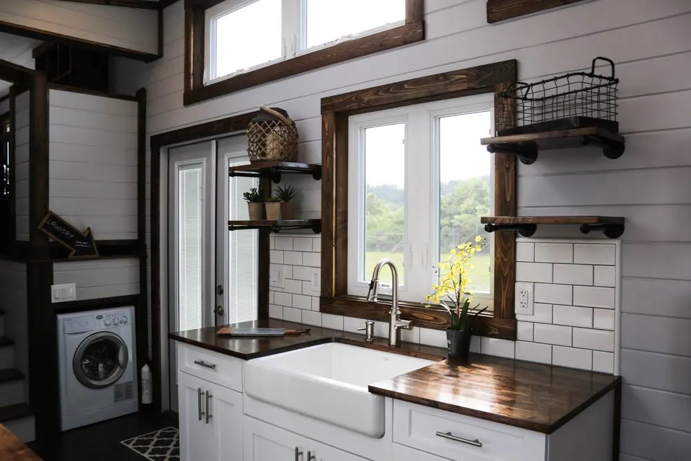 Farmhouse Sink - Mini Mansion by Tiny House Chattanooga