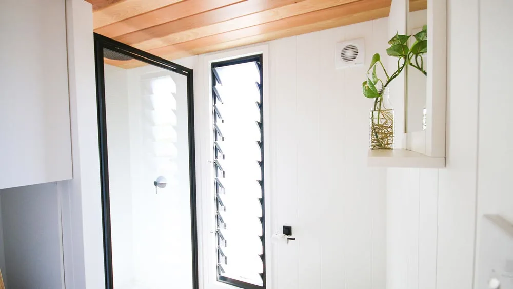 Louvre Window - Mooloolaba 7.2 by Aussie Tiny Houses