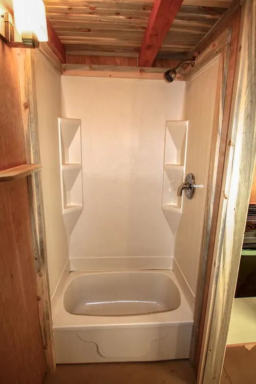 Tub/Shower Combo - Tiny Om by SimBLISSity Tiny Homes