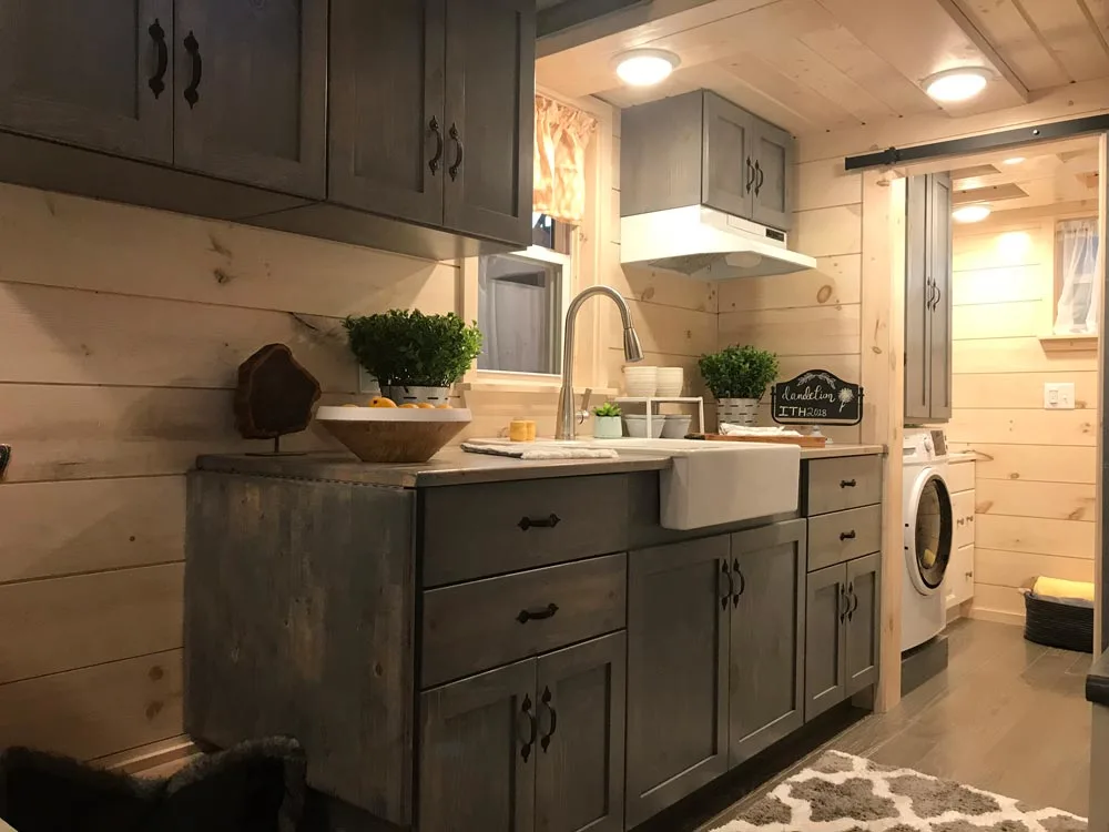 Kitchen Cabinets - Dandelion by Incredible Tiny Homes