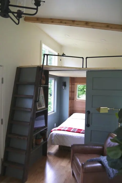 Bedroom & Loft - Aspen Cabin by Handcrafted Movement