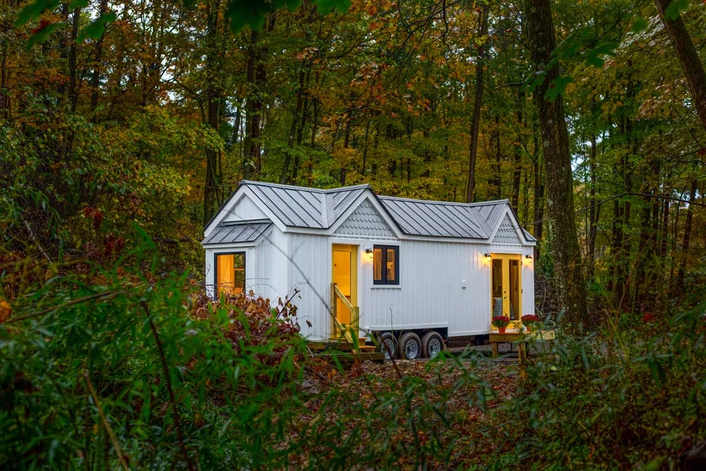 New England Cottage Style Tiny House - Burmenbov by Willowbee Tiny Homes