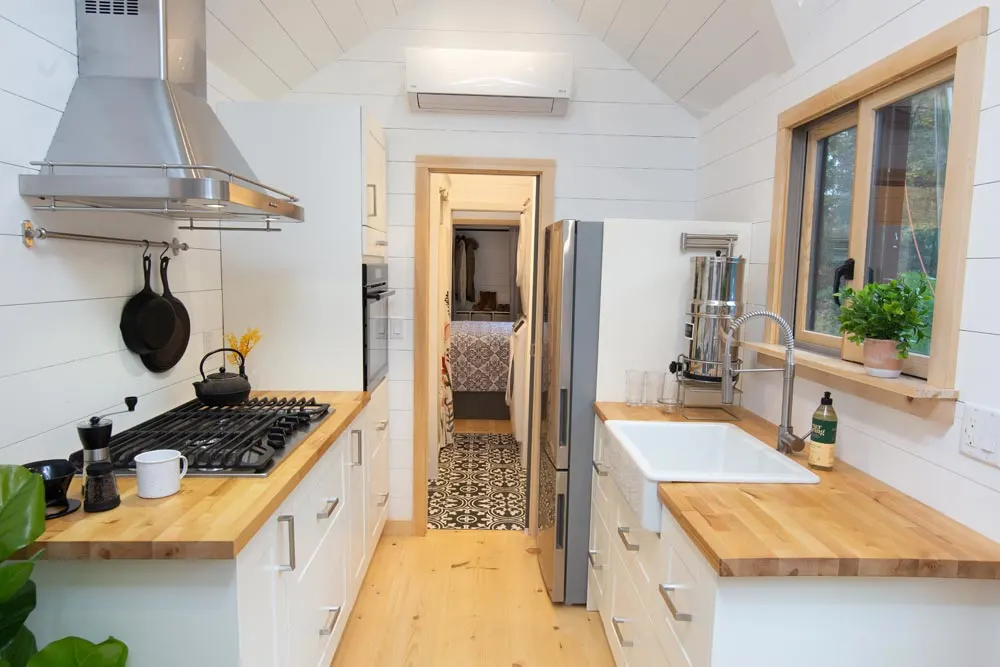 Galley Kitchen - Burmenbov by Willowbee Tiny Homes