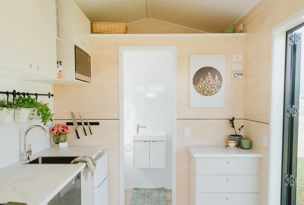 Kitchen & Bathroom - Camper Tiny House by Build Tiny