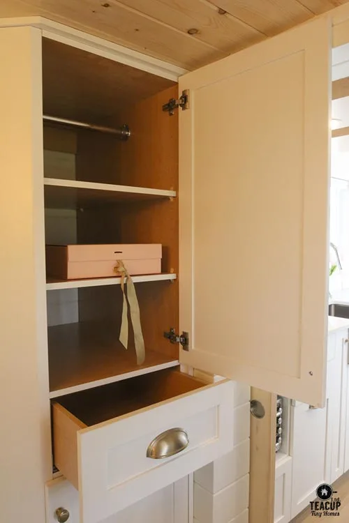 Bathroom Storage - Innisfree Anarres by Teacup Tiny Homes