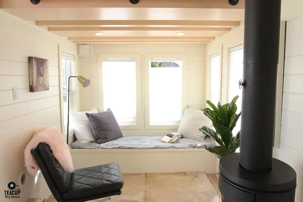 Built-In Couch - Innisfree Anarres by Teacup Tiny Homes