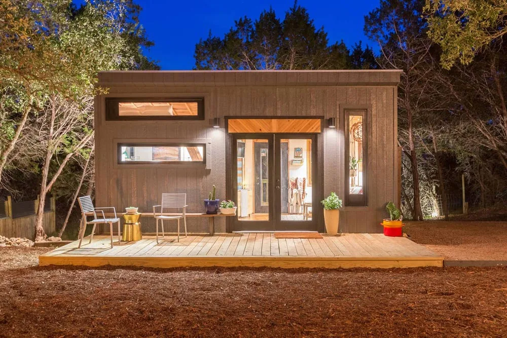 Front Porch - Sundown Tiny Home