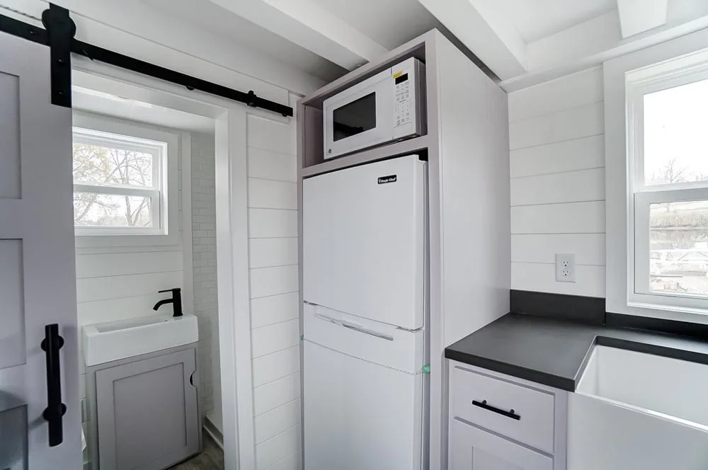 Refrigerator & Microwave - Niagara by Modern Tiny Living