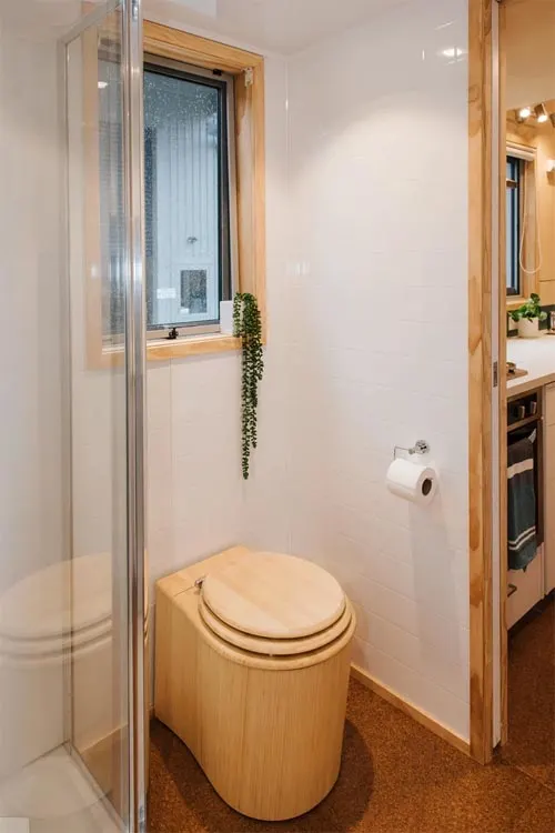 Bambooloo Composting Toilet - Sonnenschein Tiny House by Build Tiny