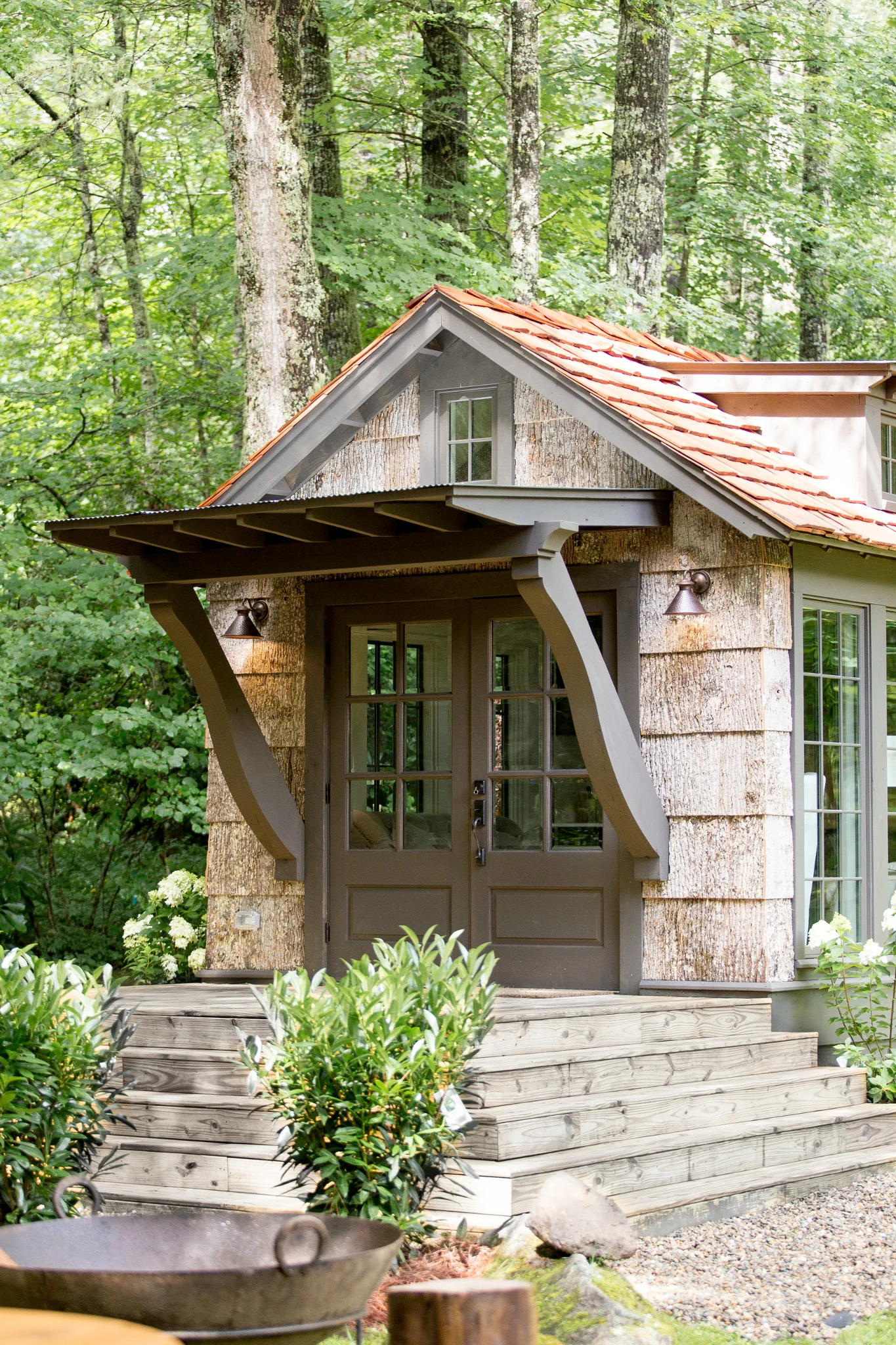 Covered Porch - Low Country by Designer Cottages