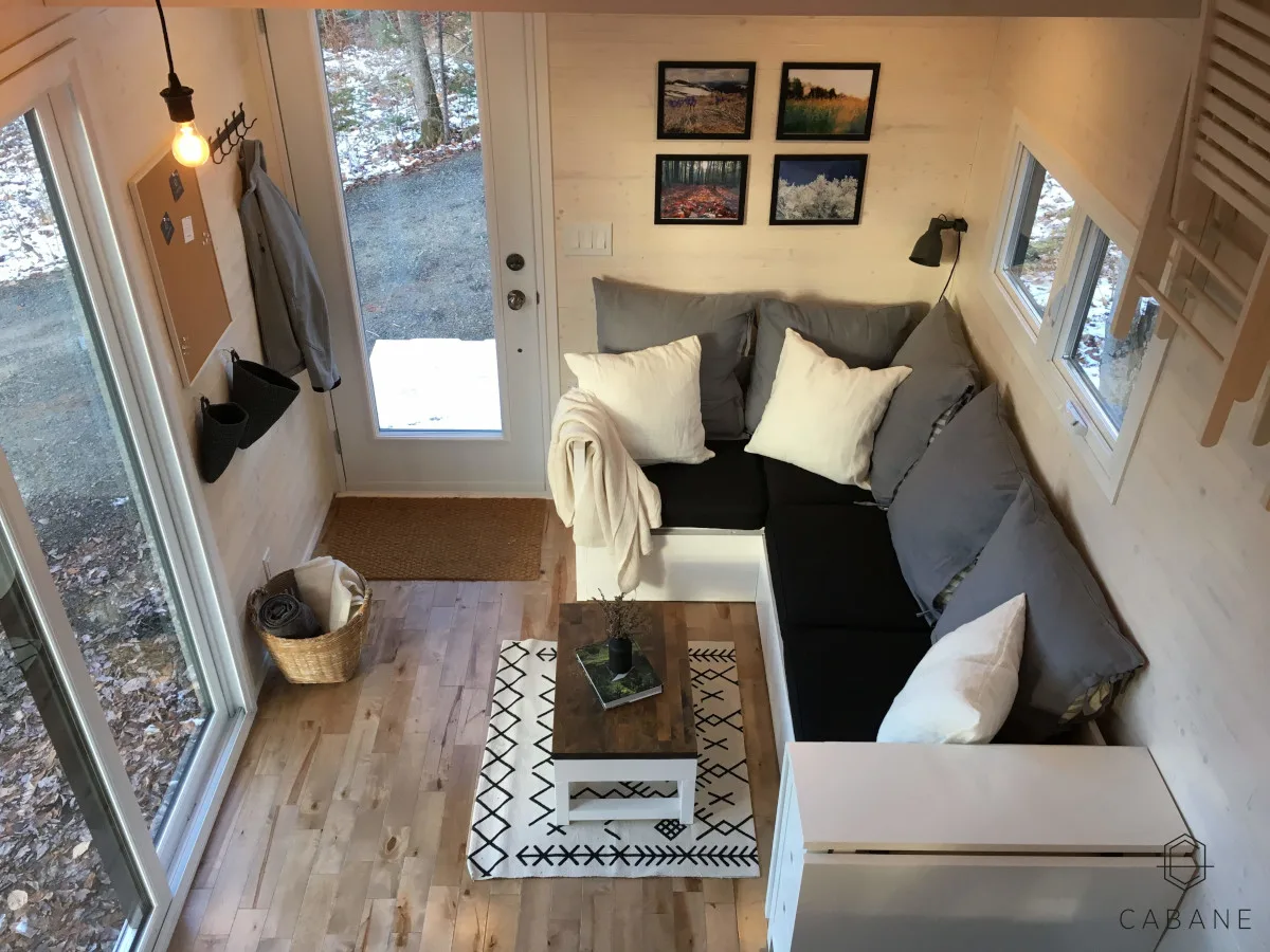 Living Room - Cabane Tiny Cabin