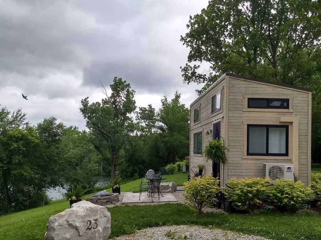 The Last Tiny House at the Oaks Village in Florida!