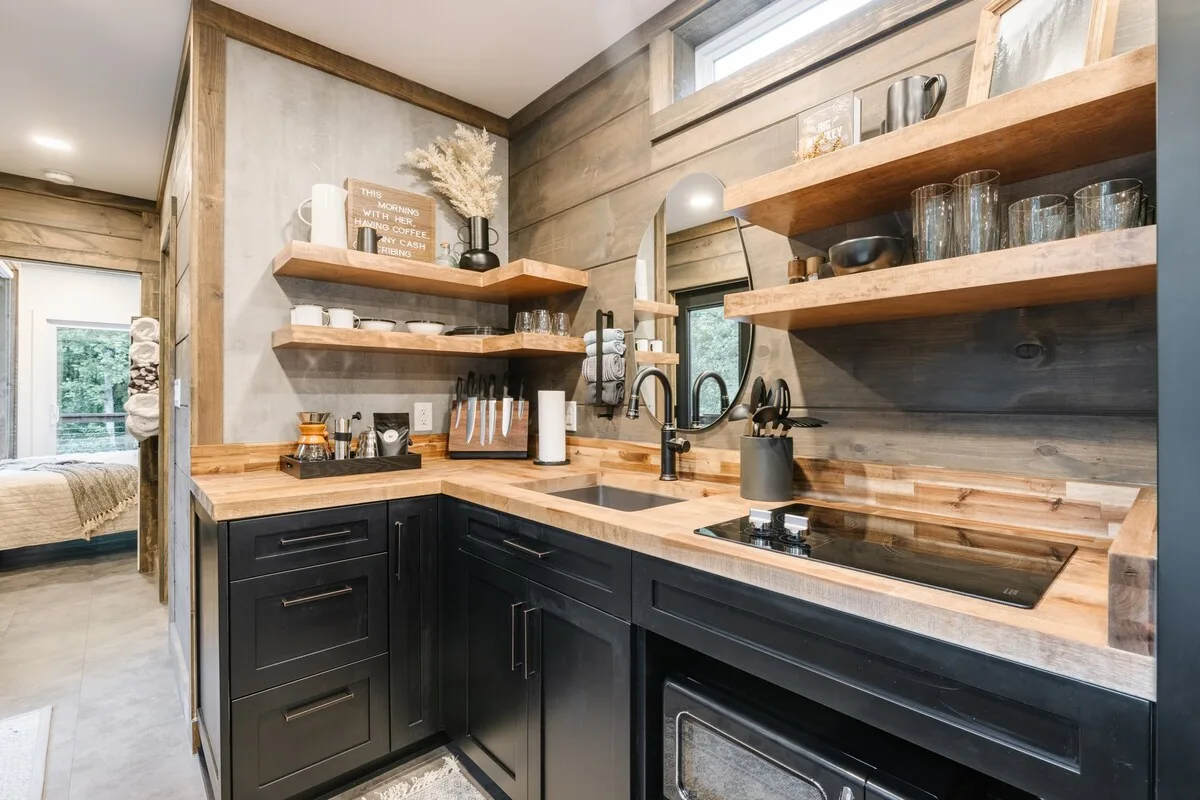 Kitchen Counter & Shelves - Green Creek Shipyard 2.0