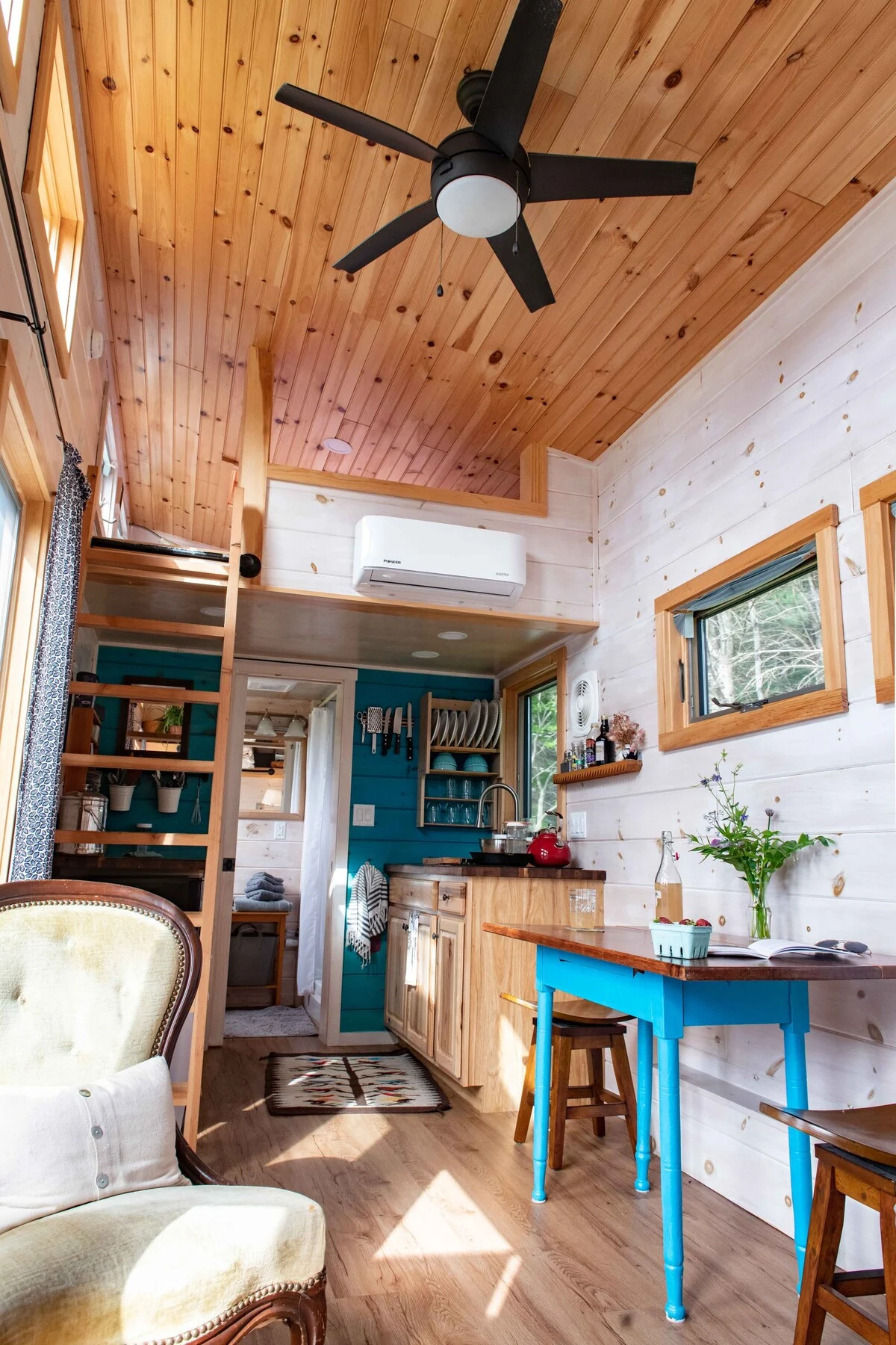Crow's Nest Tiny House at Old Crow Ranch - Interior View