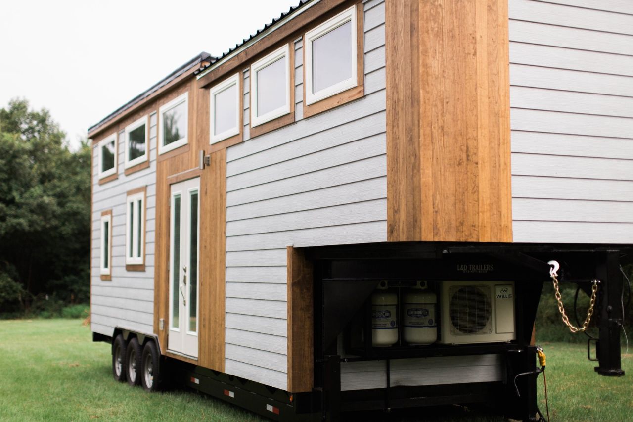 Dual Tone Exterior - Brewmaster by Tiny House Chattanooga