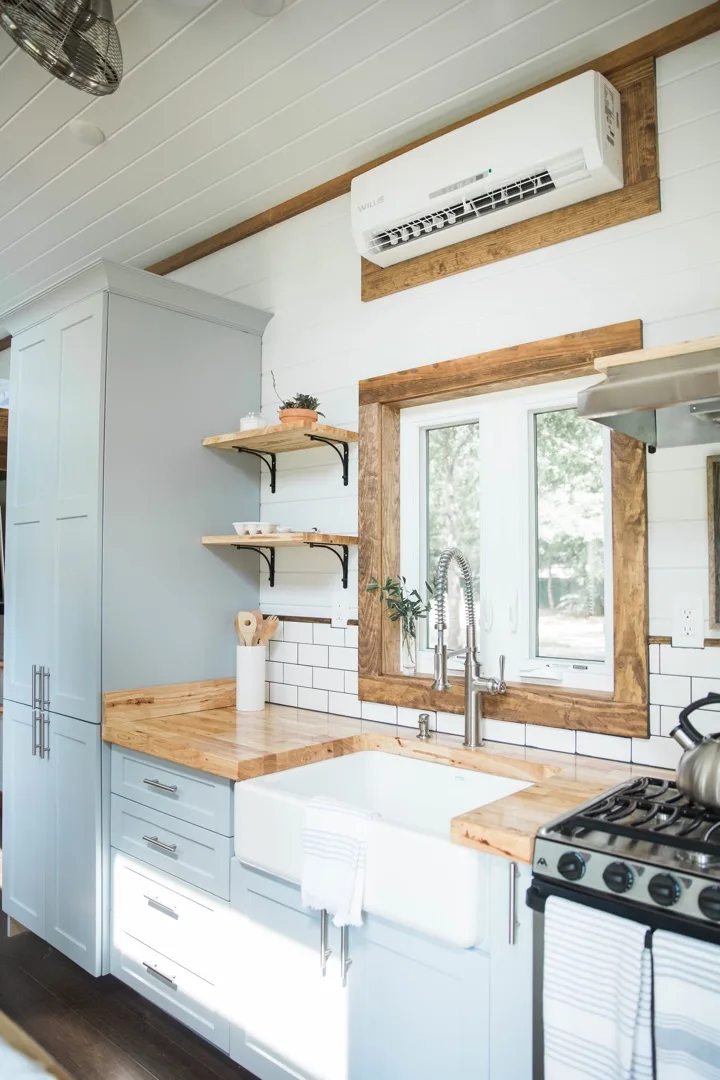 Farmhouse Sink - Brewmaster by Tiny House Chattanooga