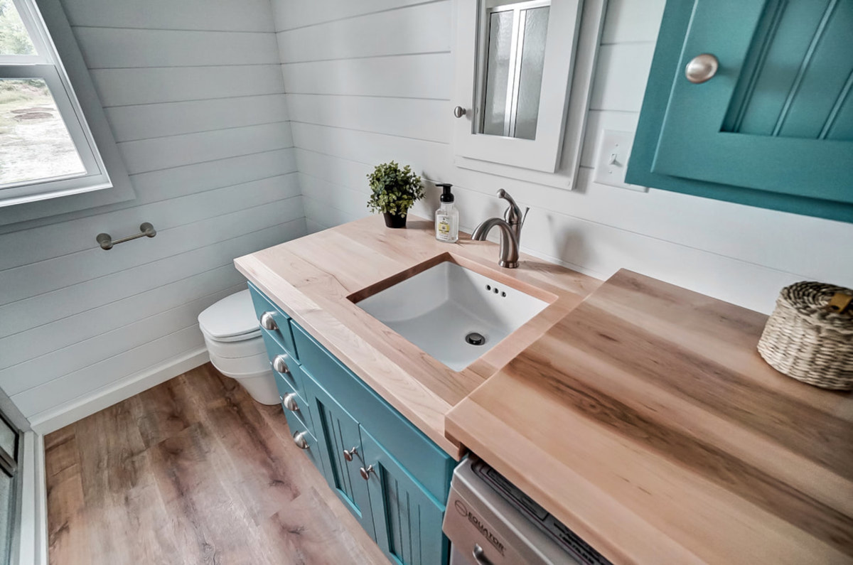 Bathroom Sink & Counter - Gallaway by Modern Tiny Living