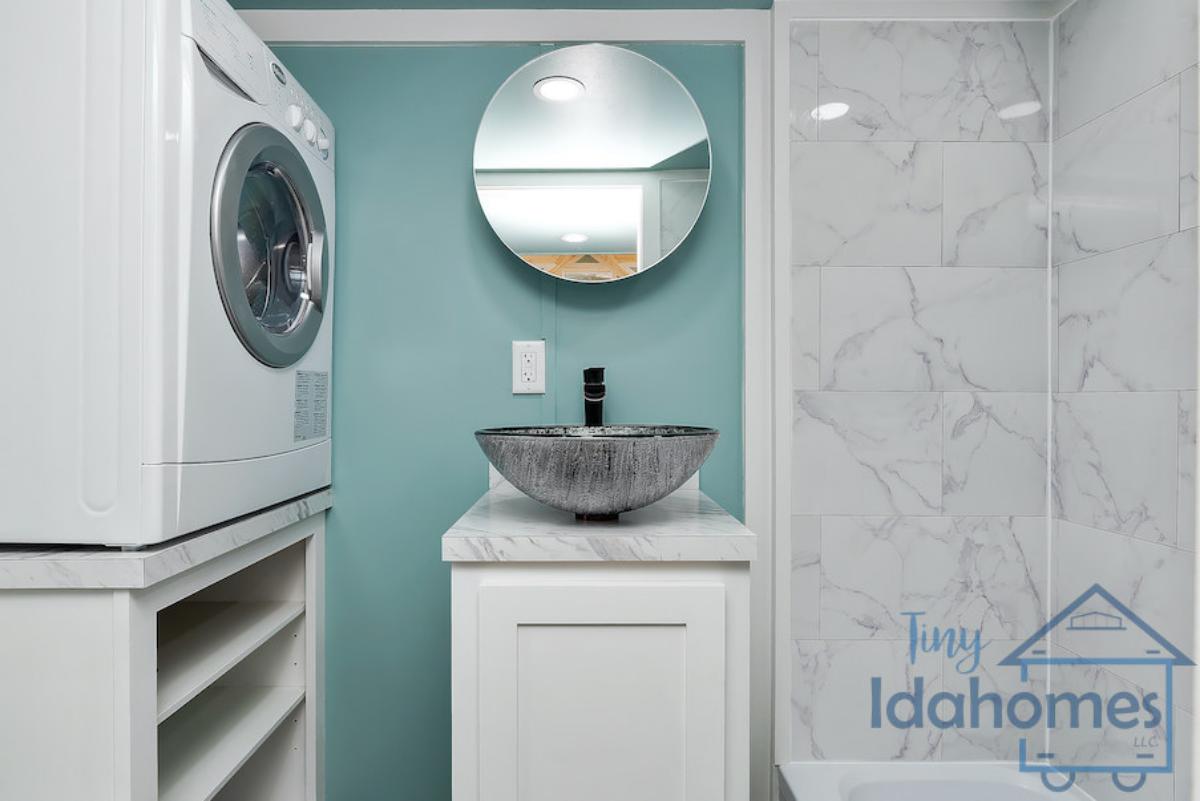 Bathroom Vanity & Mirror - Janey's Custom K2 by Tiny Idahomes