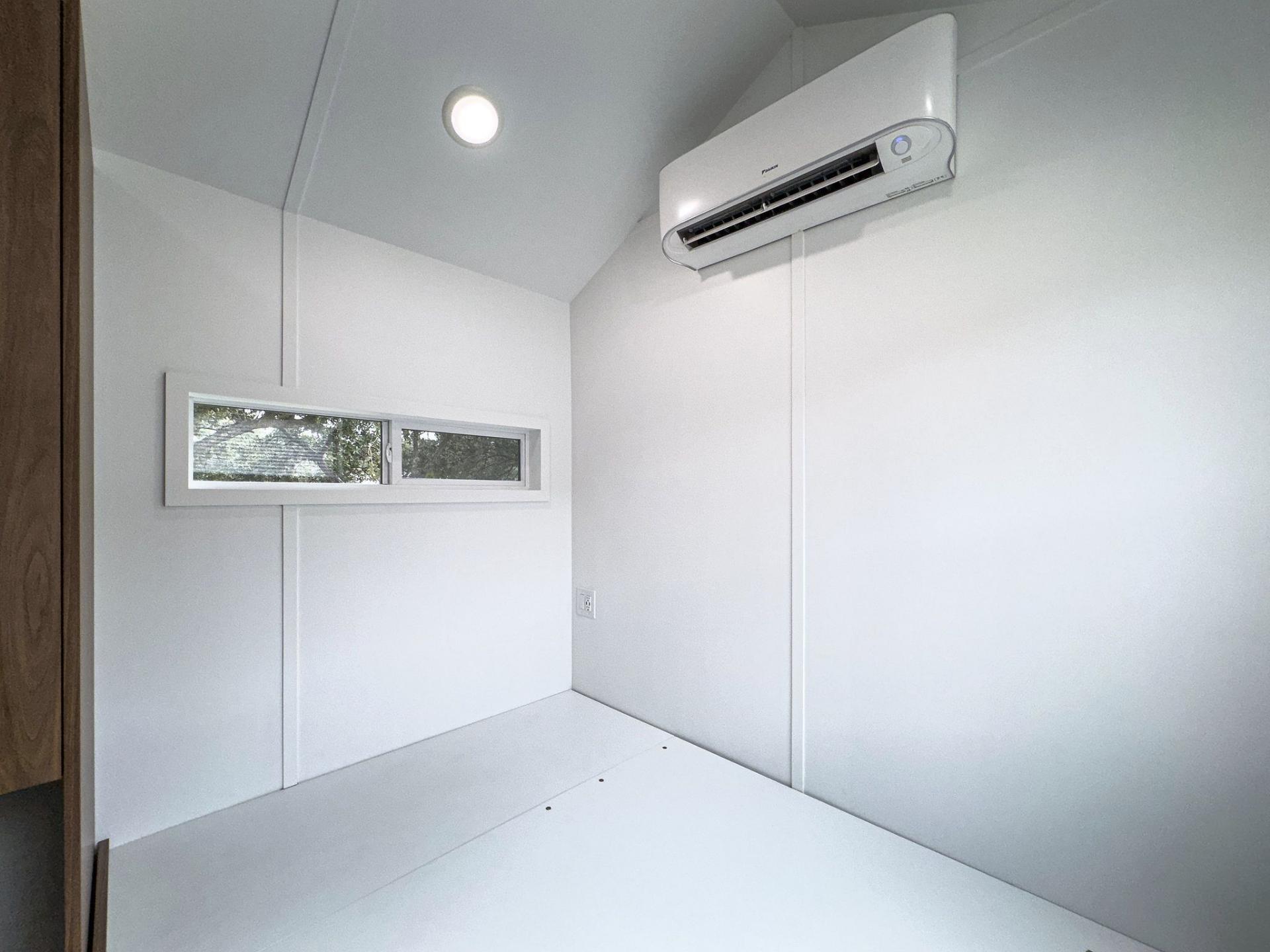 Bedroom & AC Unit - 20' Jojo Bean by Movable Roots