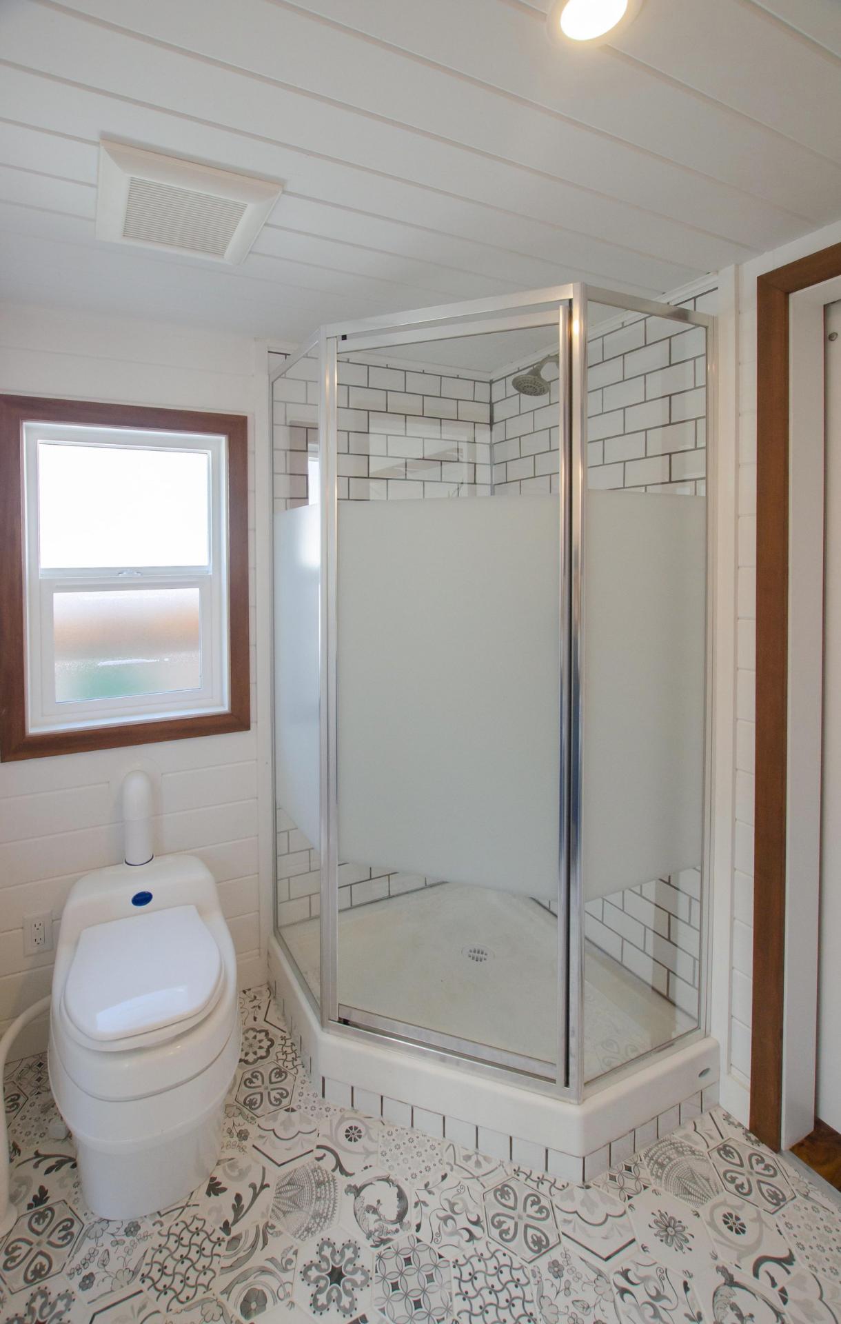 Bathroom with Composting Toilet - Northern Flicker by Rewild Homes