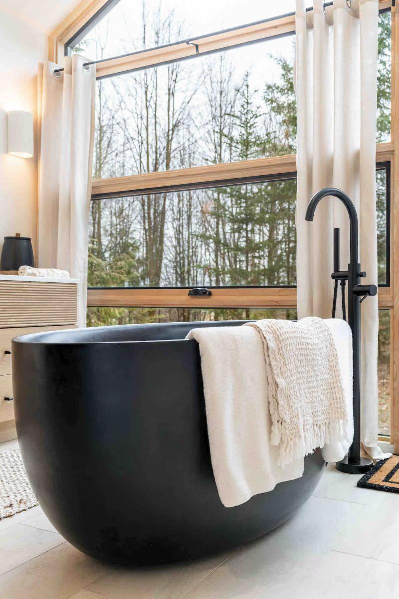 Soaking Tub with a View - Monarch by Kukoon Microhomes