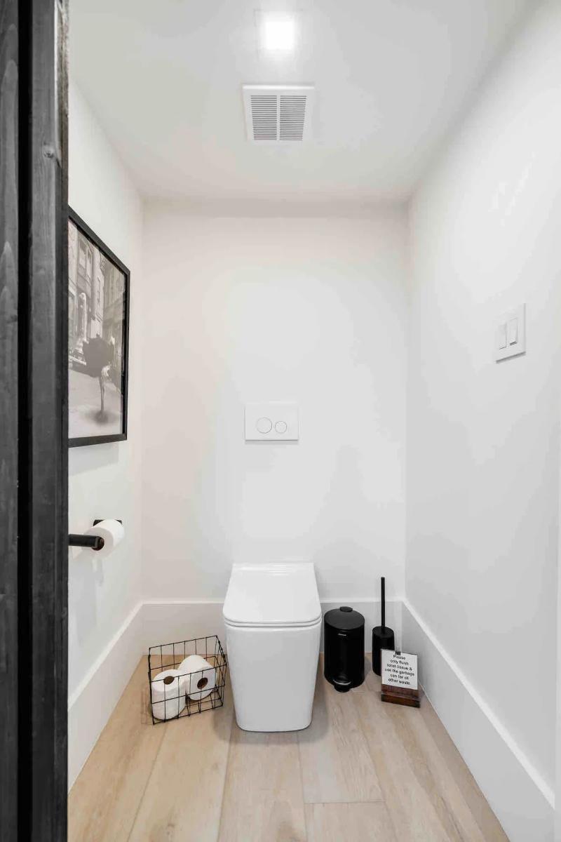 Toilet in Private Room - Monarch by Kukoon Microhomes