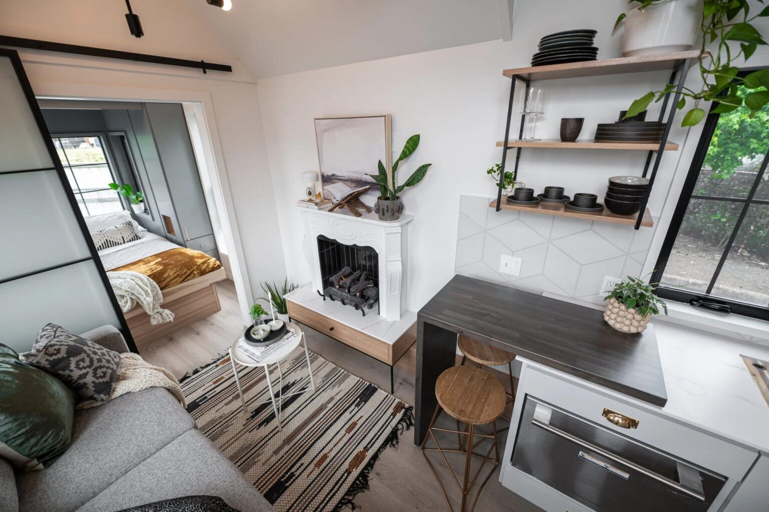 Modern Kootenay by Tru Form Tiny - Tiny Living