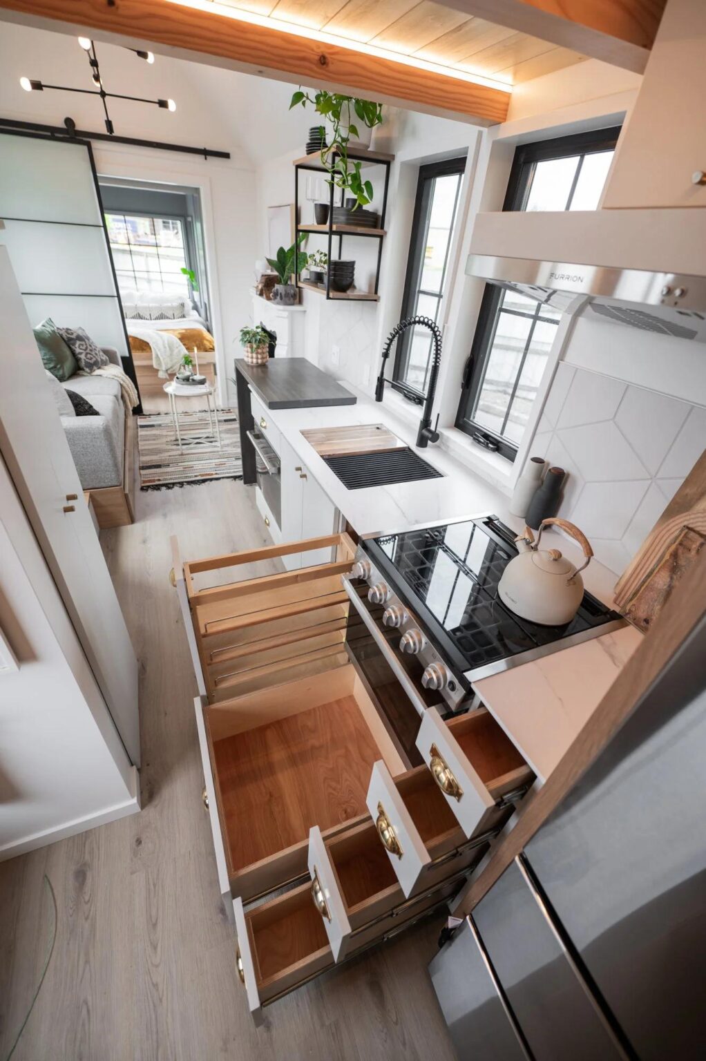 Modern Kootenay by Tru Form Tiny - Tiny Living